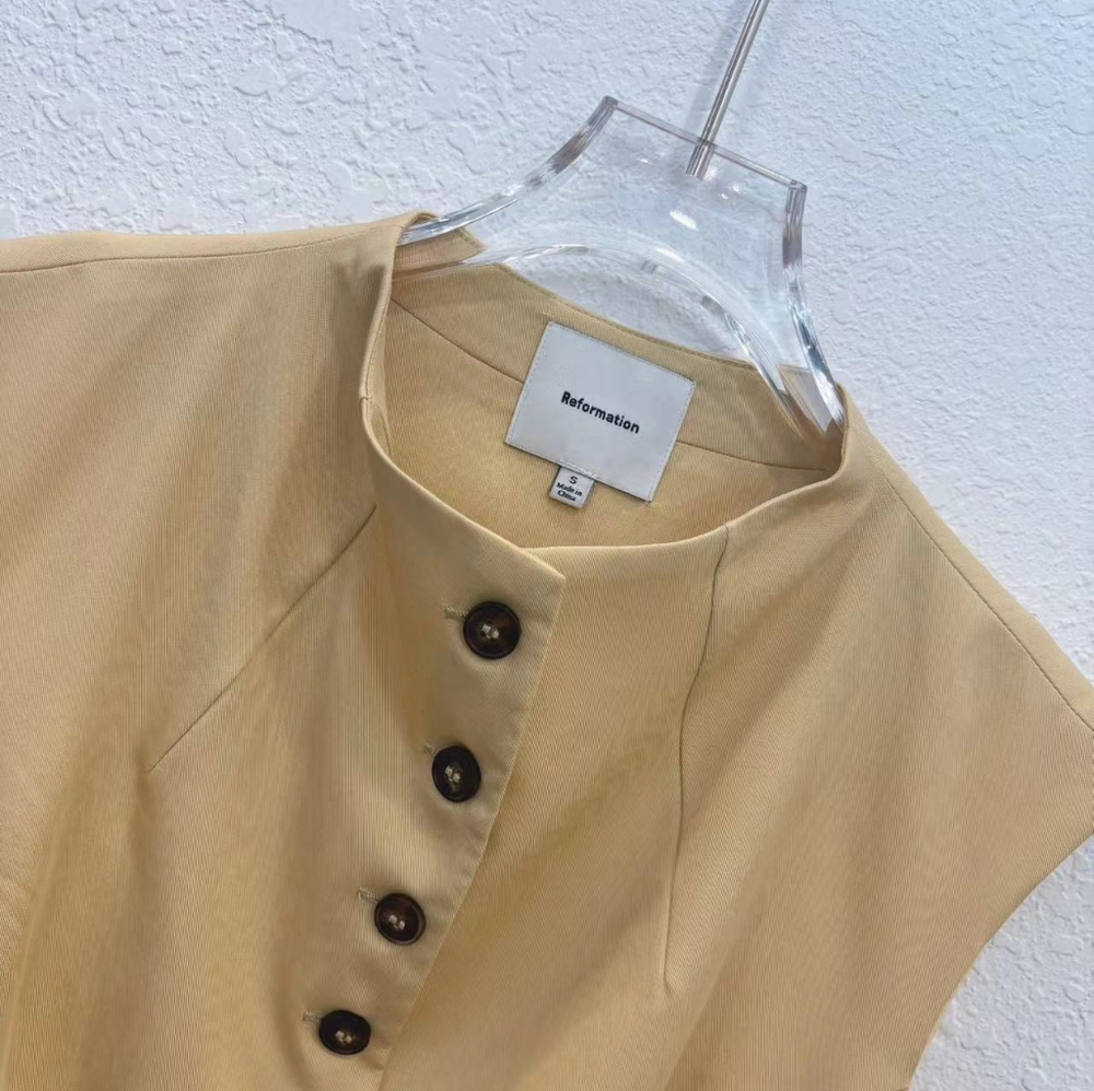 Reformation Lottie Vest View 6